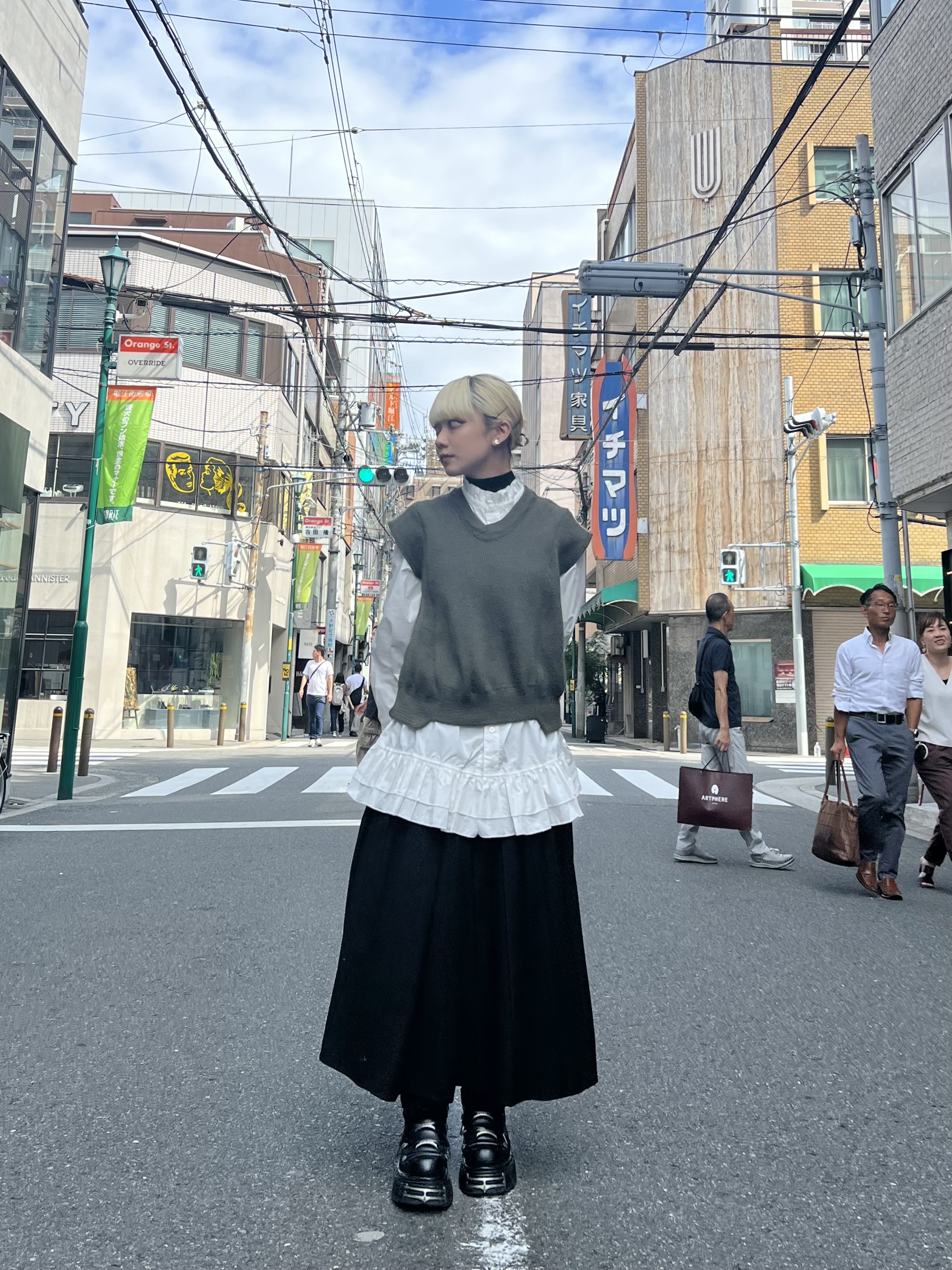 frill neck dress shirt