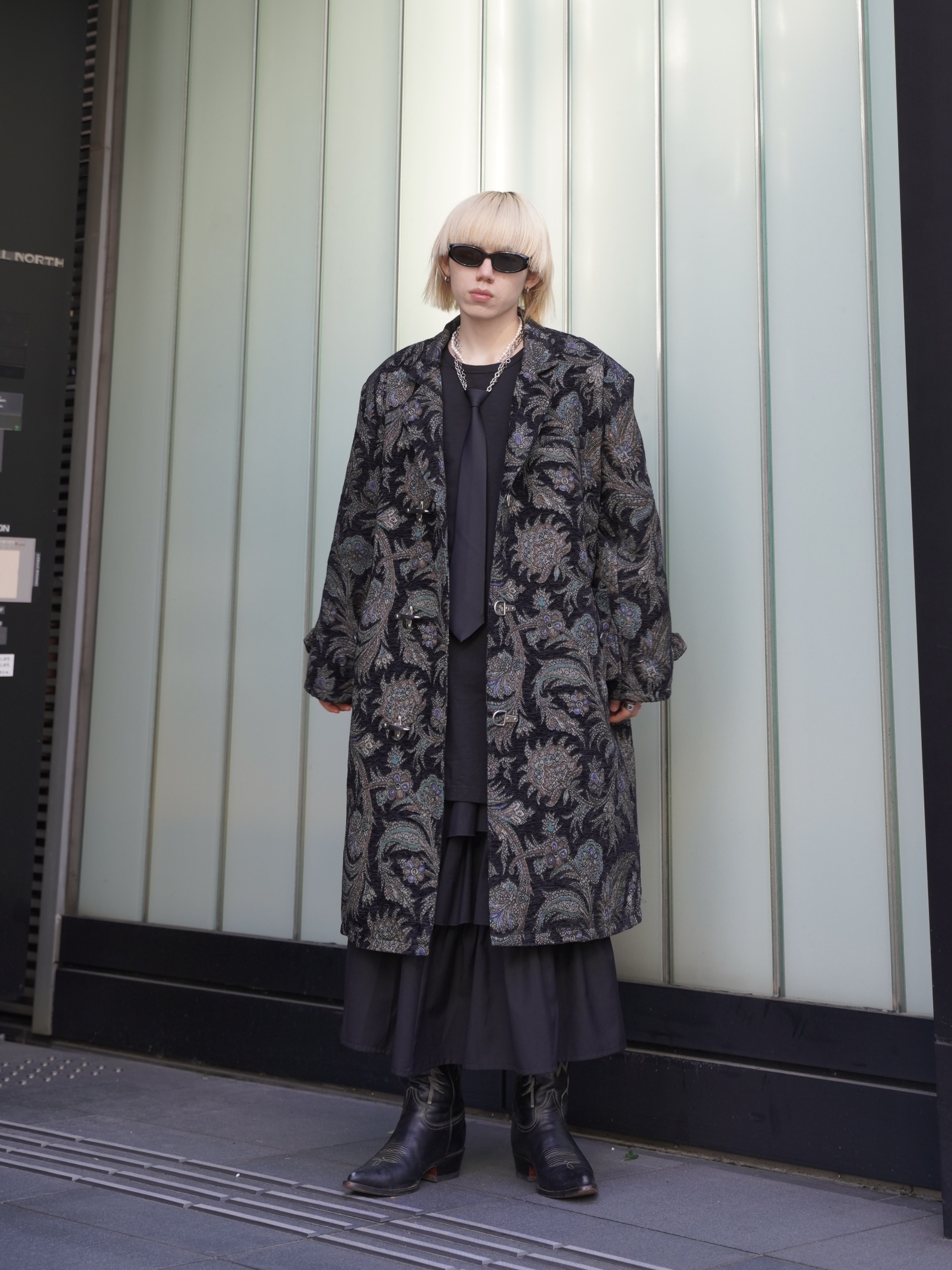 FN buckle gobelin coat