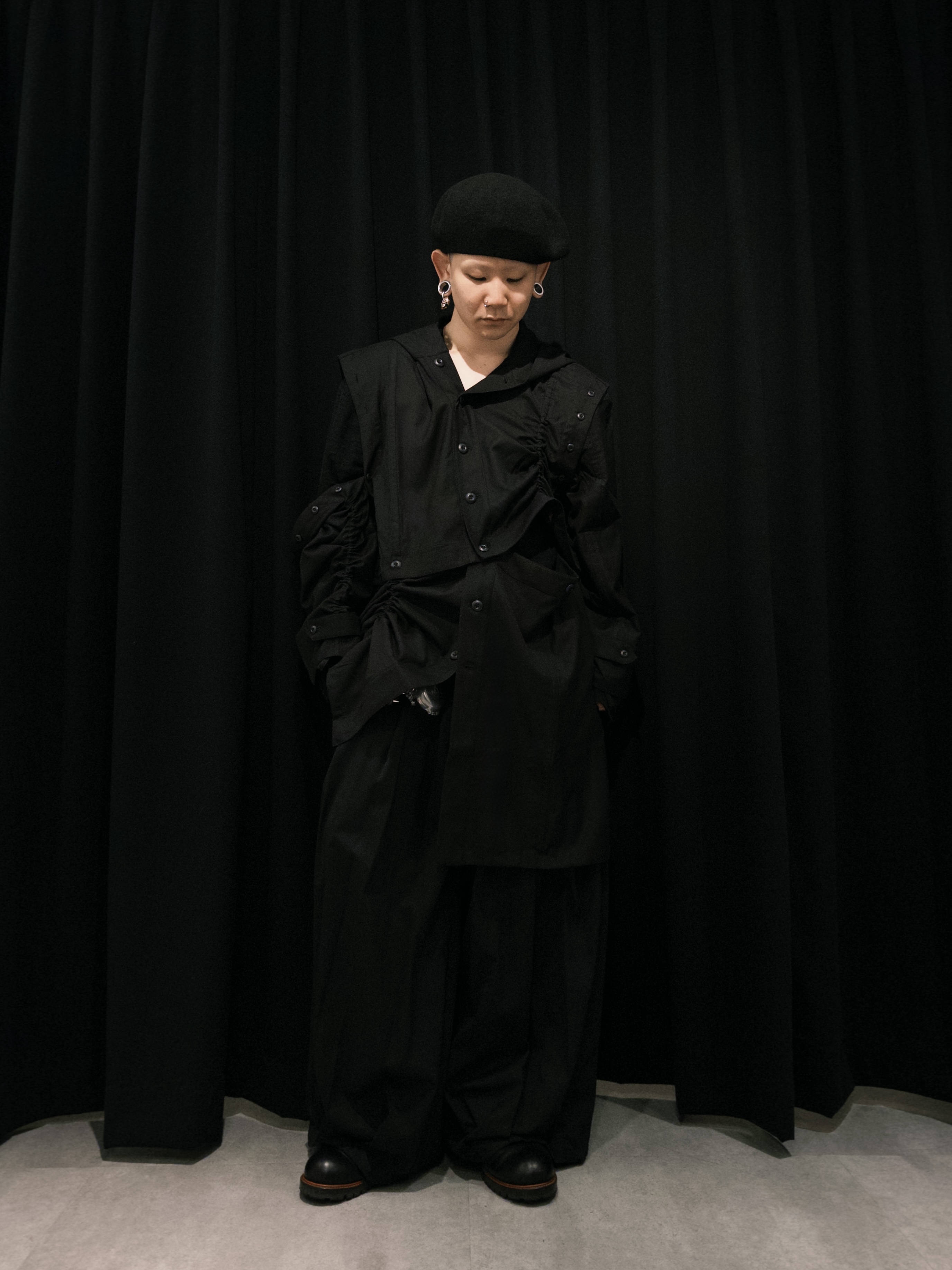 button design string parka